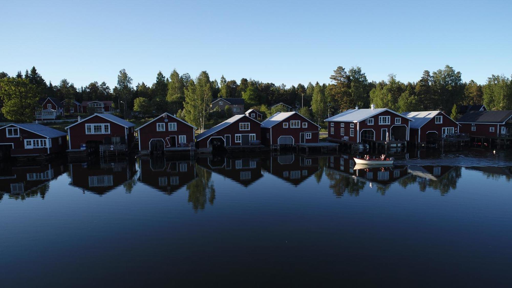 Hotell Mellanfjaerden Jättendal Buitenkant foto