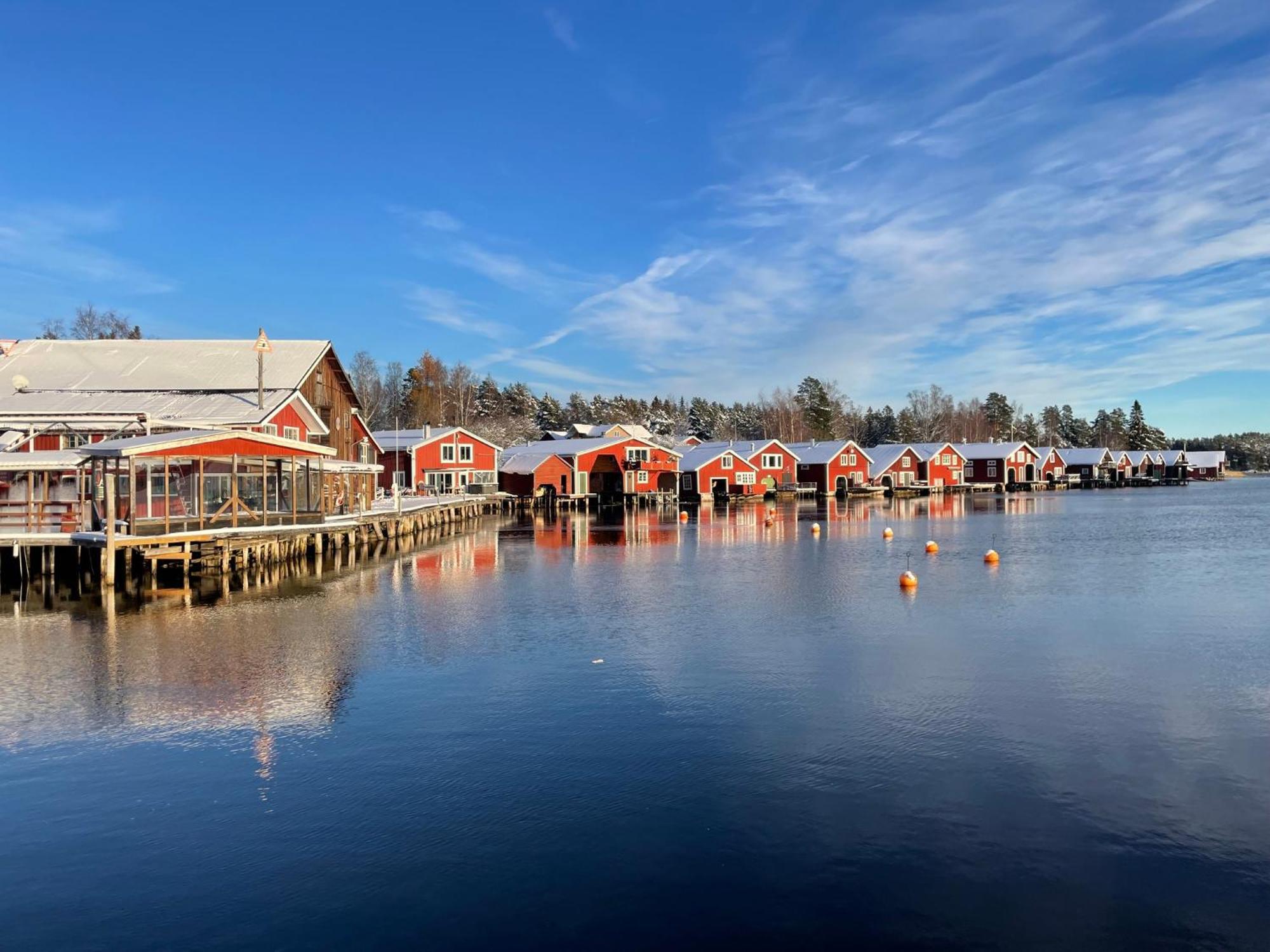 Hotell Mellanfjaerden Jättendal Buitenkant foto