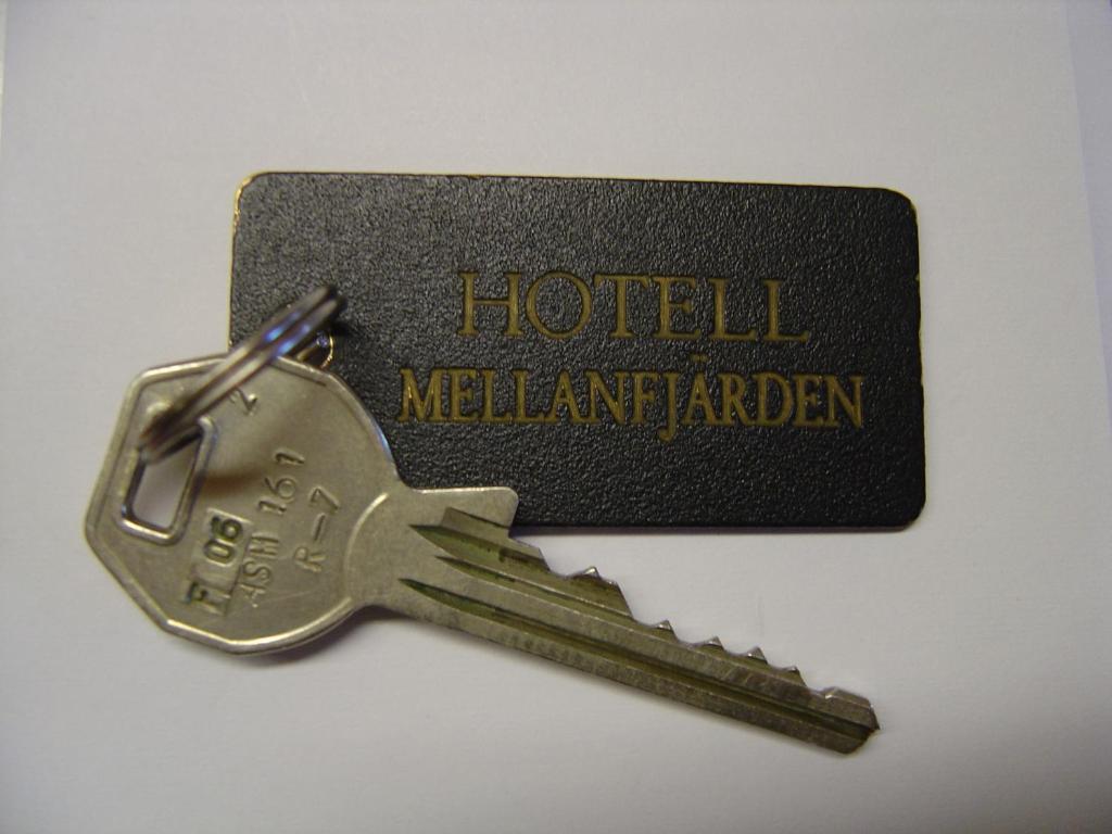 Hotell Mellanfjaerden Jättendal Buitenkant foto